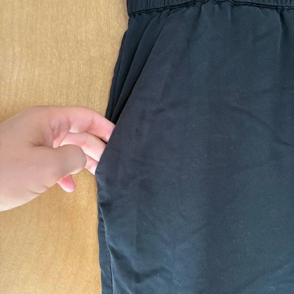 Marine Layer Allison Tencel Black Pant - Picture 9 of 11